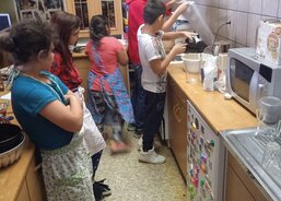 6.10.2021 Pečeme bábovku